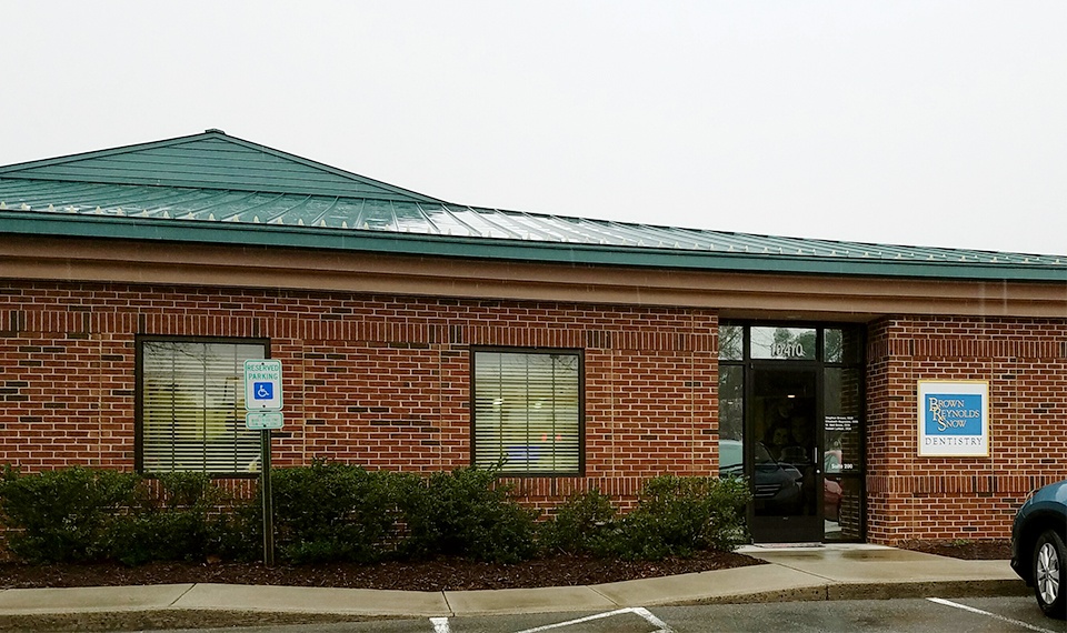 Outside view of Ridgefield dental office